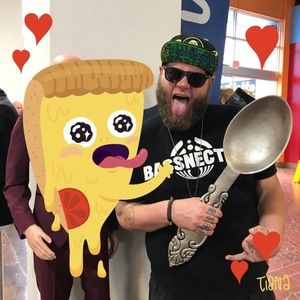 Meet your Posher, Phillip